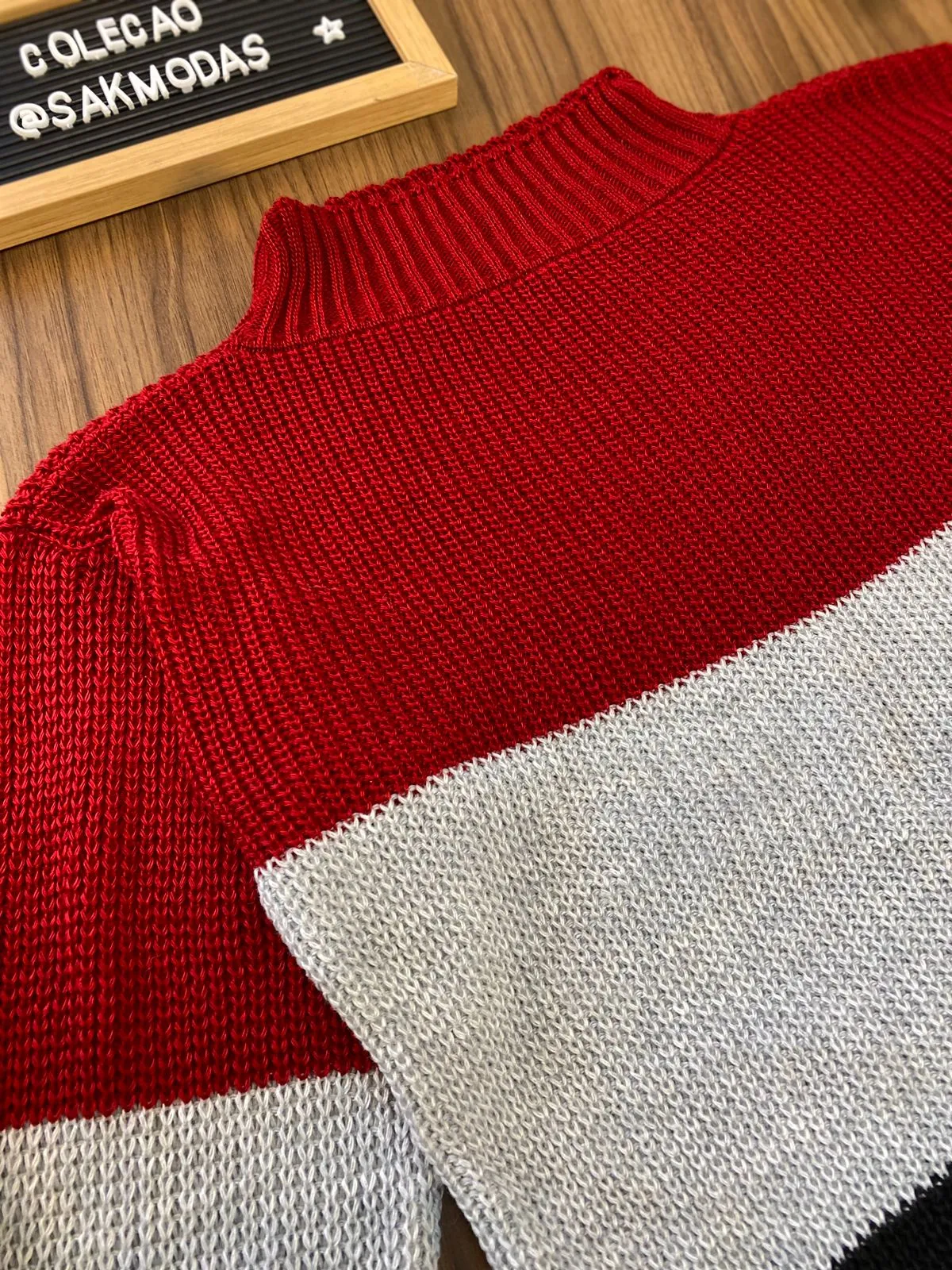 Blusa Tricolor Gola XL038  (ES/D)