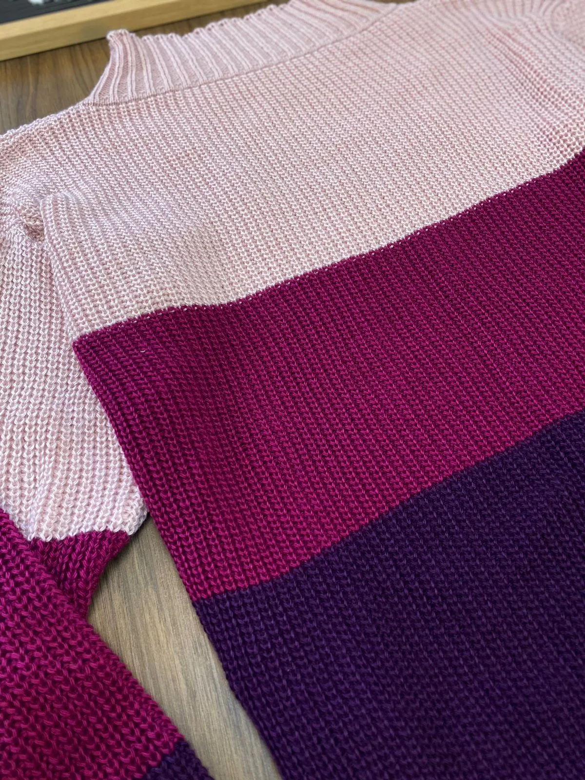 Blusa Tricolor Gola XL038  (ES/D)