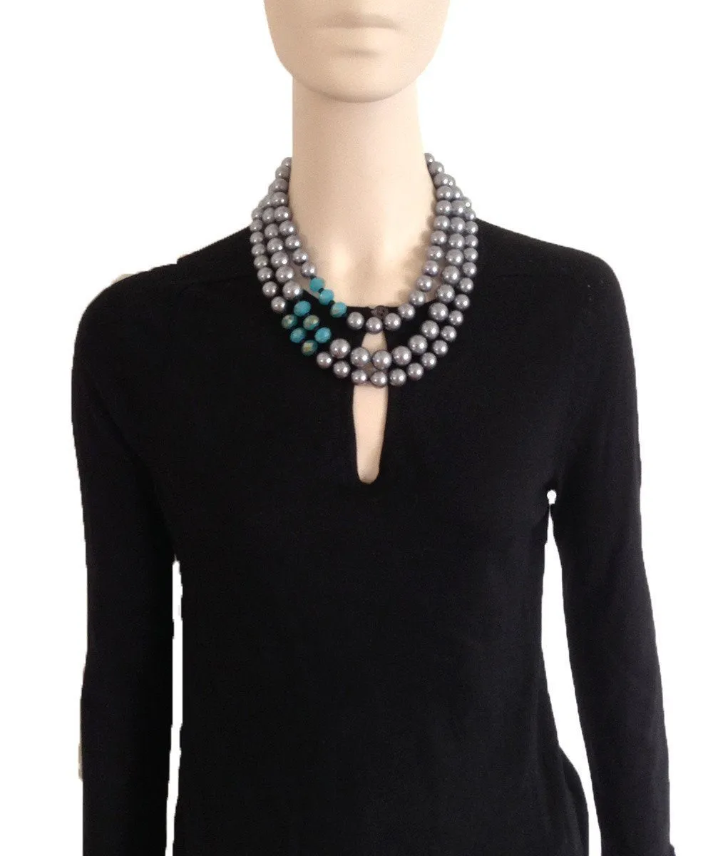Collier de perles 3 rangs style Jackie - Gris et cristaux aqua - FlotB