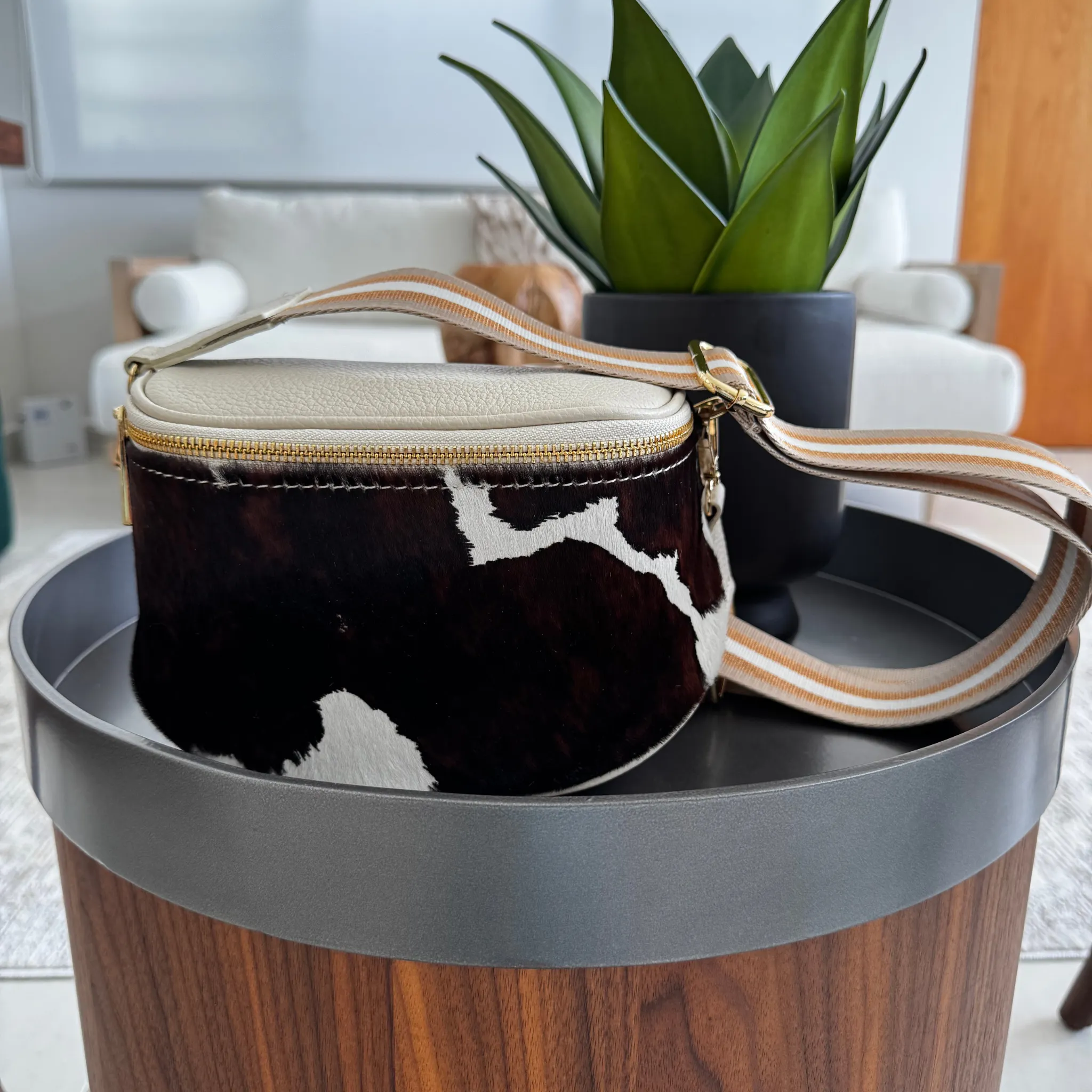 Crossbody bag